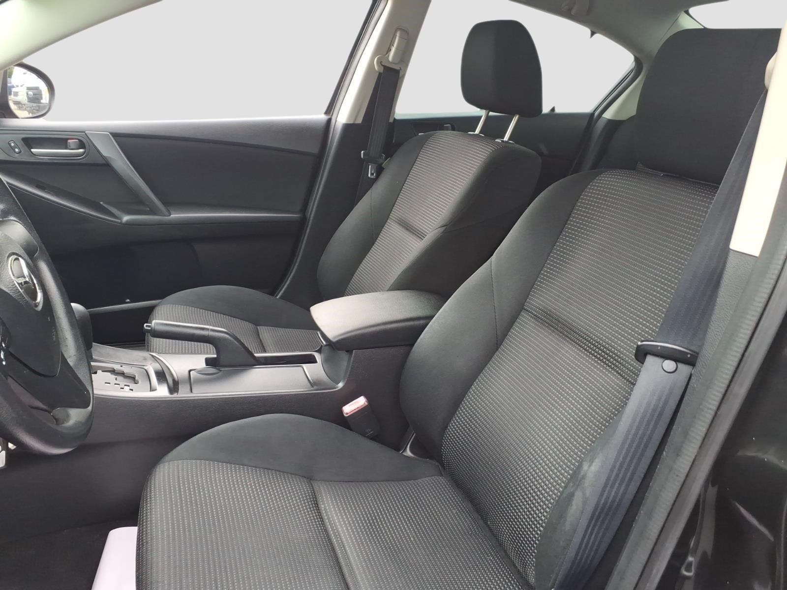 2013 Mazda Mazda3 i SV