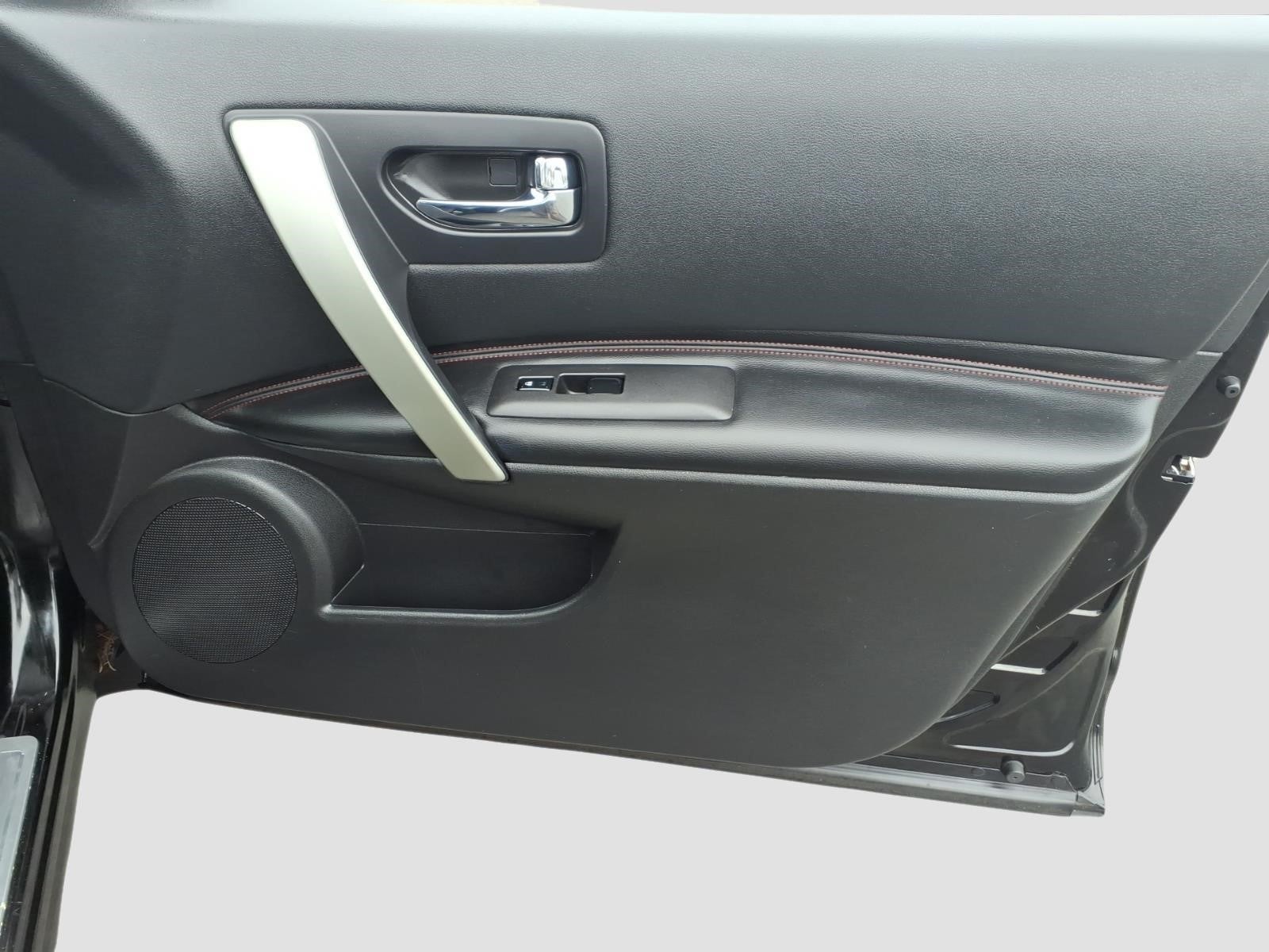 2012 Nissan Rogue SV w/SL Package