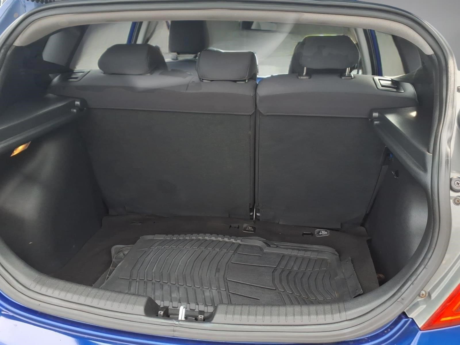 2013 Hyundai ACCENT SE