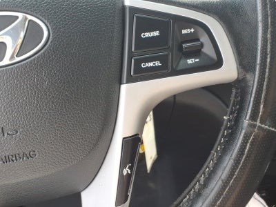 2013 Hyundai ACCENT SE