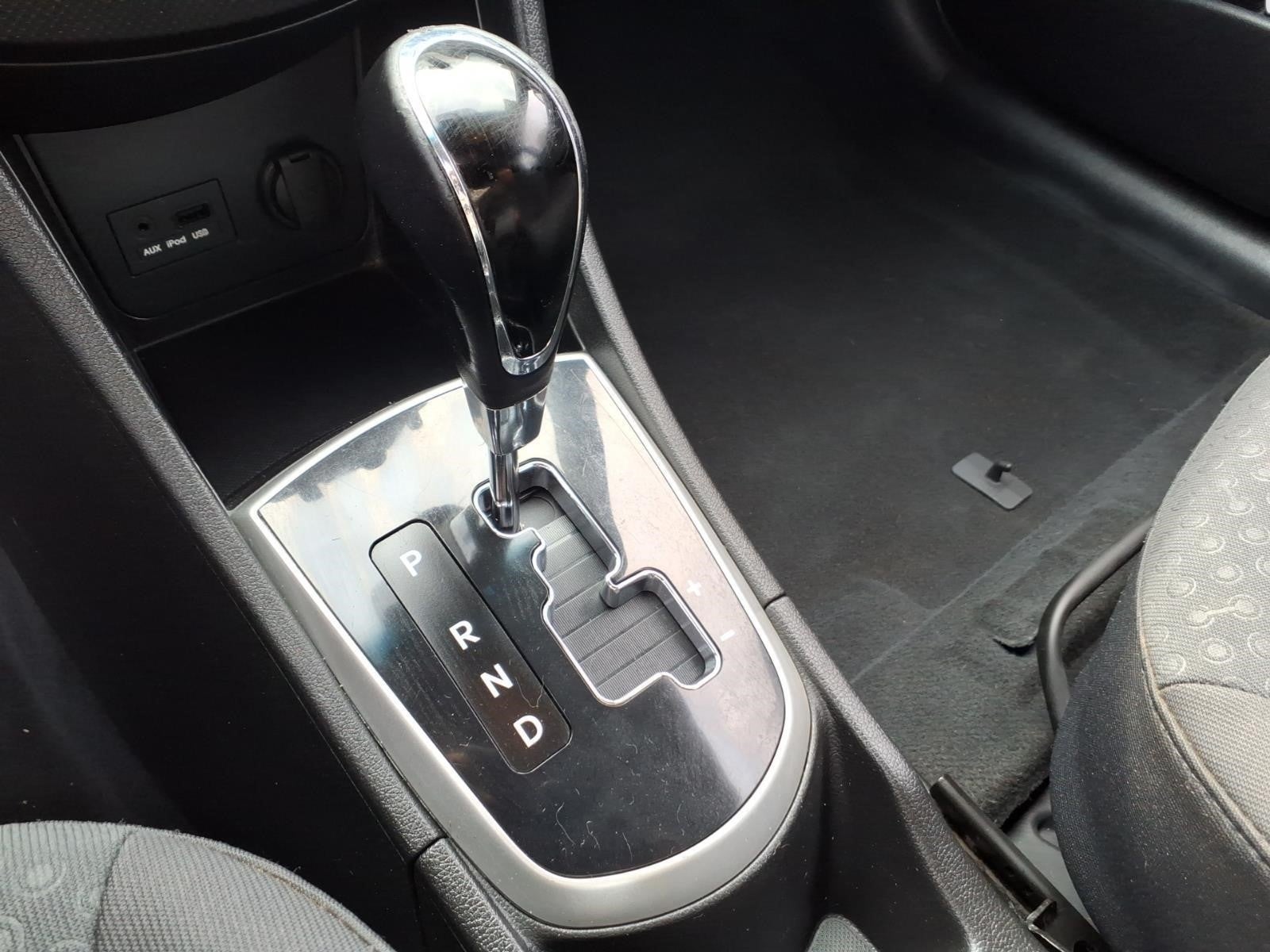 2013 Hyundai ACCENT SE