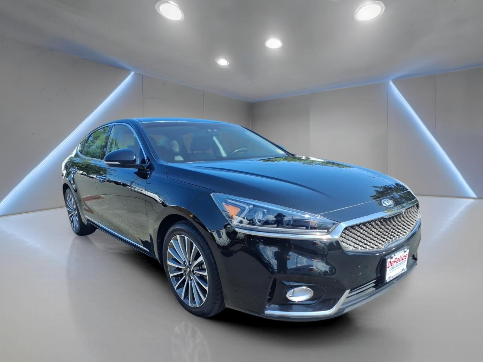 2019 Kia Cadenza Premium