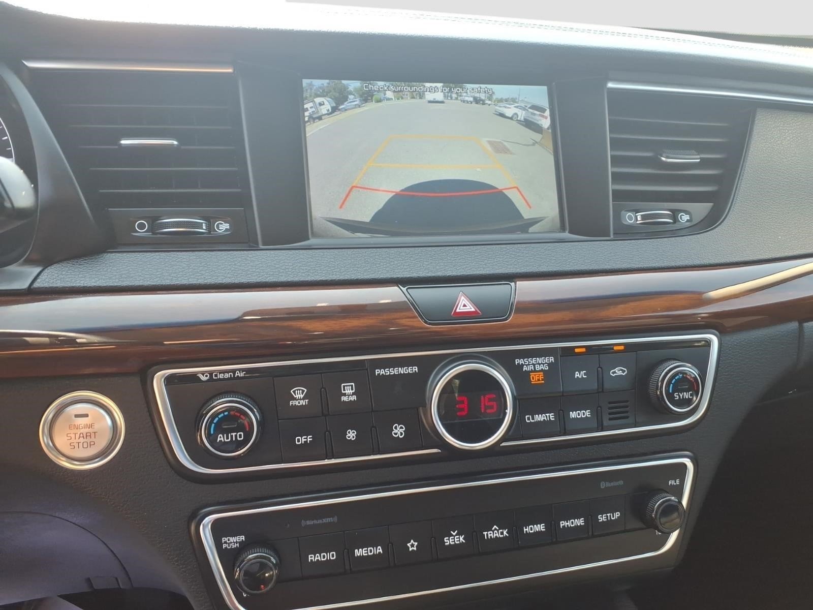 2019 Kia Cadenza Premium
