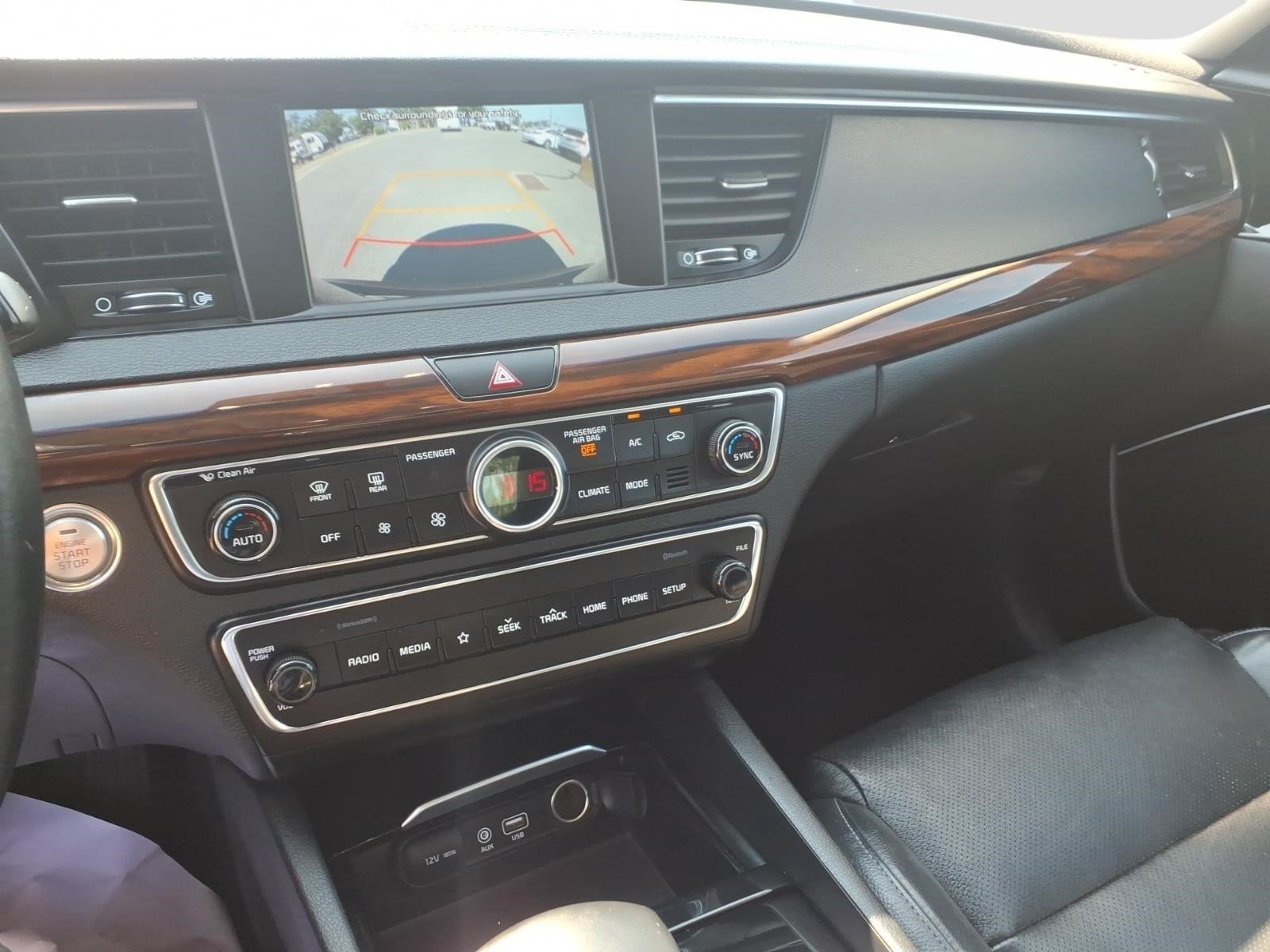2019 Kia Cadenza Premium
