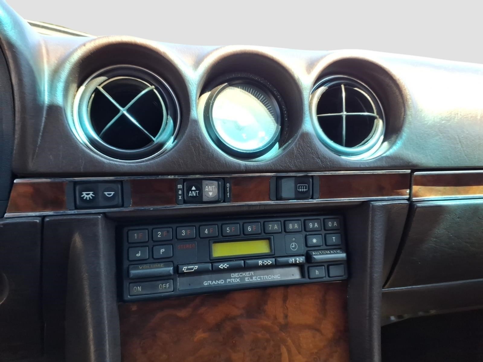 1985 Mercedes-Benz 380-Class 380 SL